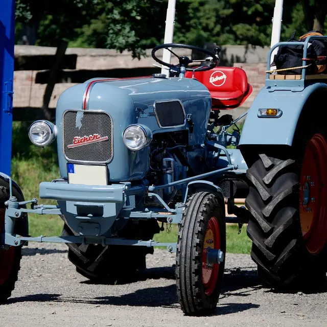 tractor-6597856_1280