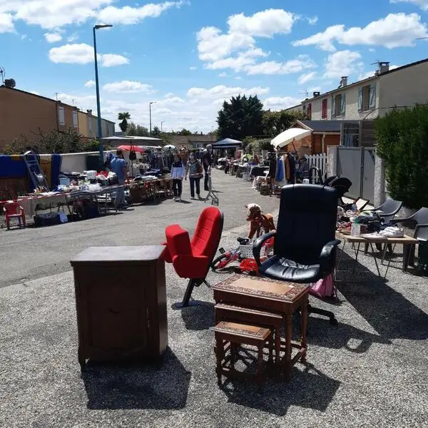 vide-greniers-Pradines-46