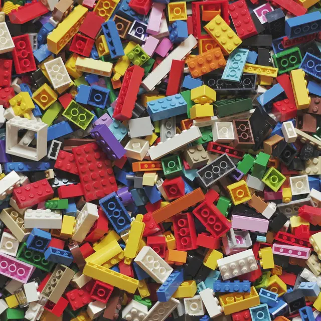 xavi-cabrera-kn-UmDZQDjM-unsplash
