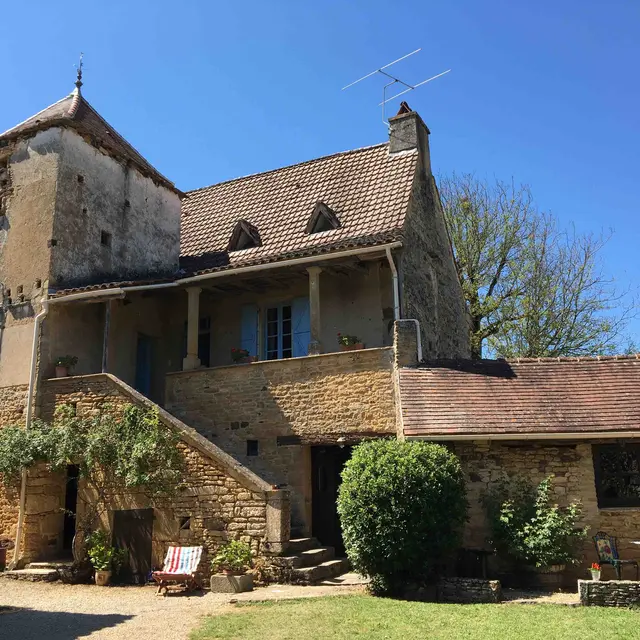 A - 100 - Manoir House 2