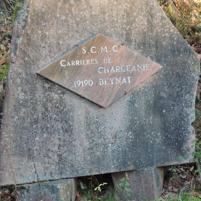 A côté des carrières