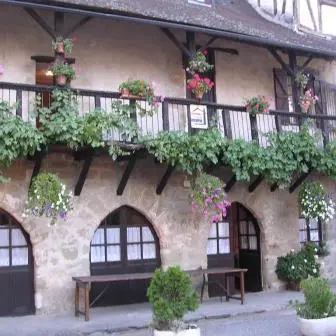 Auberge de Jeunesse à Beaulieu