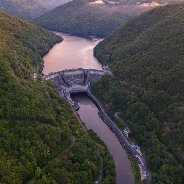 Barrage du Chastang - 01 @Canopée drone
