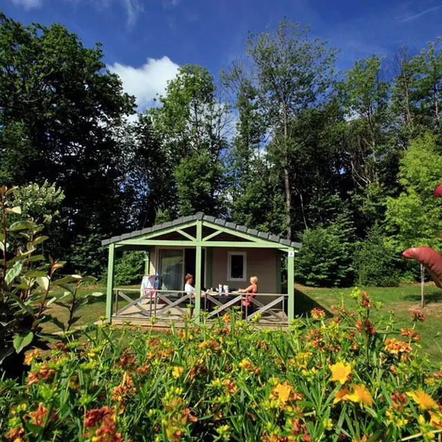 COTTAGES_DU_LAC_DE_MIEL_BEYNAT_CHALET