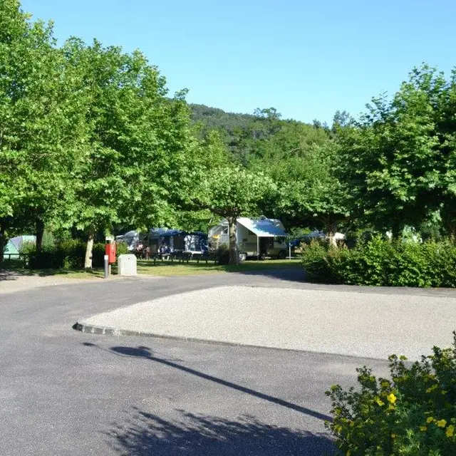 Camping municipal***du Longour