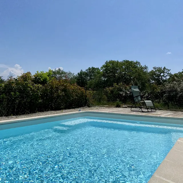 Camping_les_terres_hautes_piscine