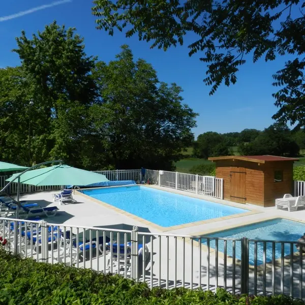 CampingLesTilleuls_Piscine
