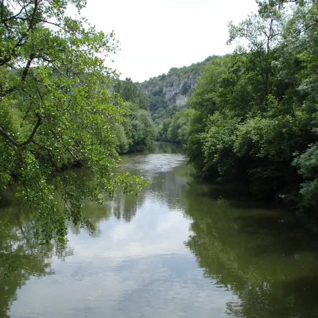 Baignade du Liauzu dans la rivière Célé