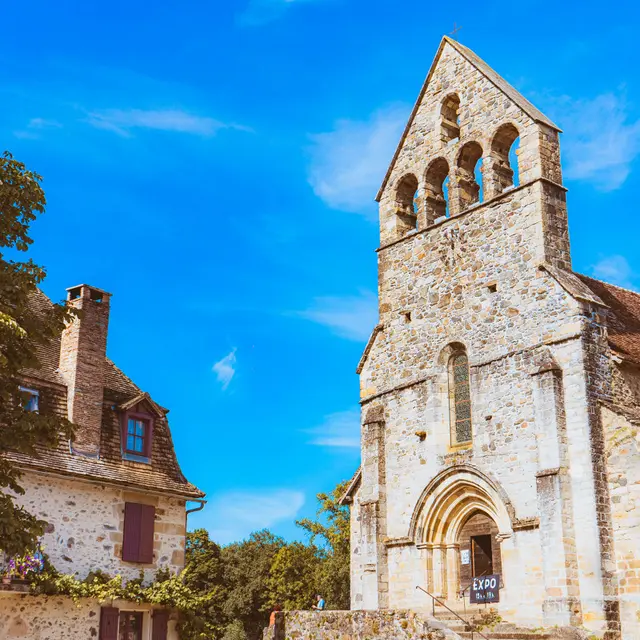 Chapelle_des_Penitents_a_Beaulieu-sur-Dordogne-Kodebar-5078-1200px