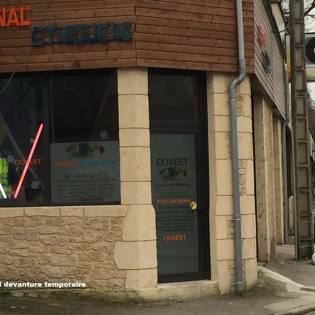 DEVANTURE EN COURS SIGNAL'ETHIQUE46 SOUILLAC