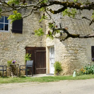 DOMAINE LES GONIES - GÎTE AMANDE