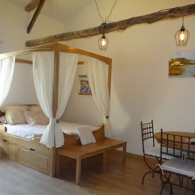 Chambre 1 - L'Authentique (Baldaquin)