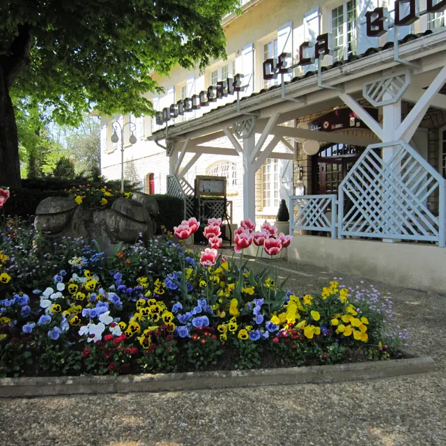 Hôtel Restaurant Hostellerie de la Bouriane