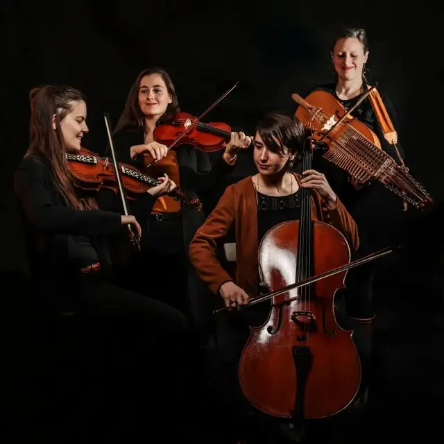 Femti Fem Scenette