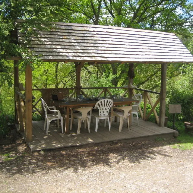 Ferme bio des bois de Merle - Terrasse extérieure
