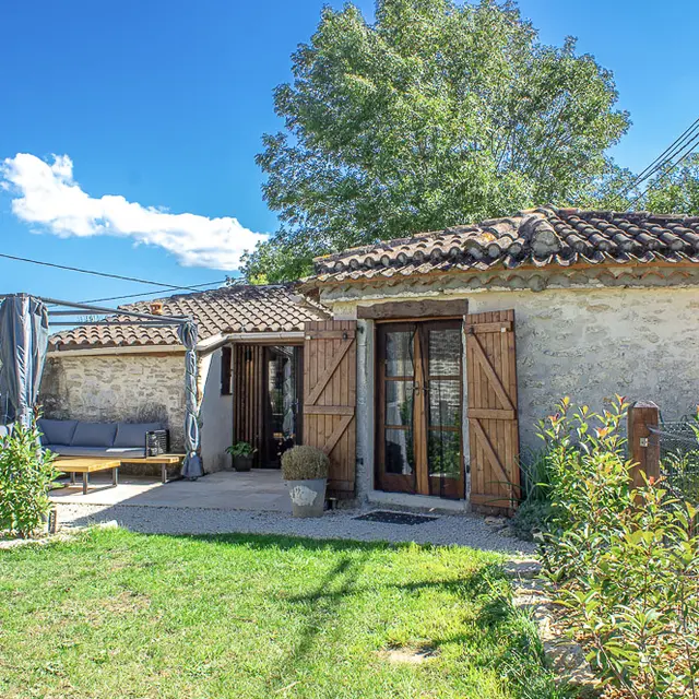 Gite front