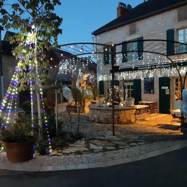 Hostellerie de Goujounac illuminations de Noël