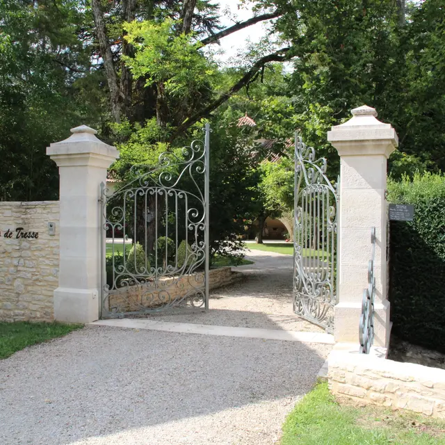 L'entrée du Mas de Tresse