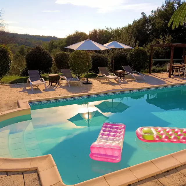 La Piscine avec vue vers le sud
