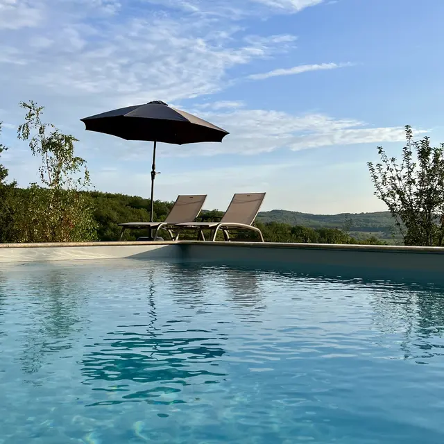 PISCINE GITE LA BLANCHIE HAUTE