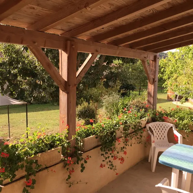 Terrasse et vue sur jardin