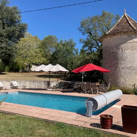 Le Petit Bousquet la piscine