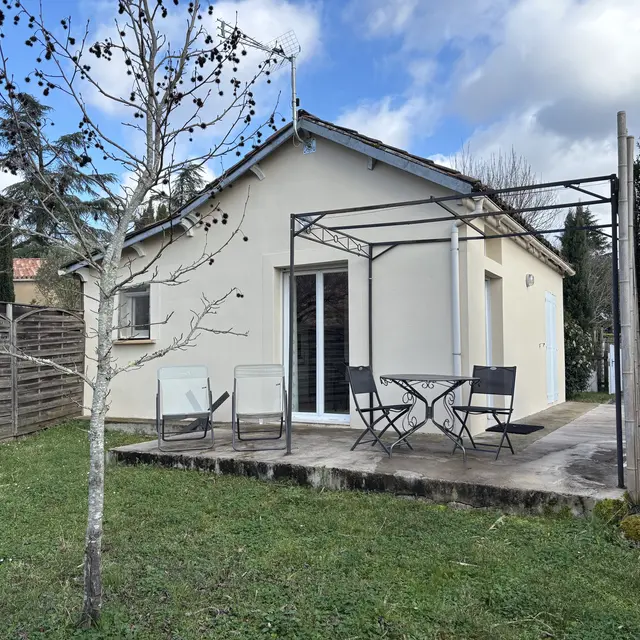 Vue d'ensemble + terrasse