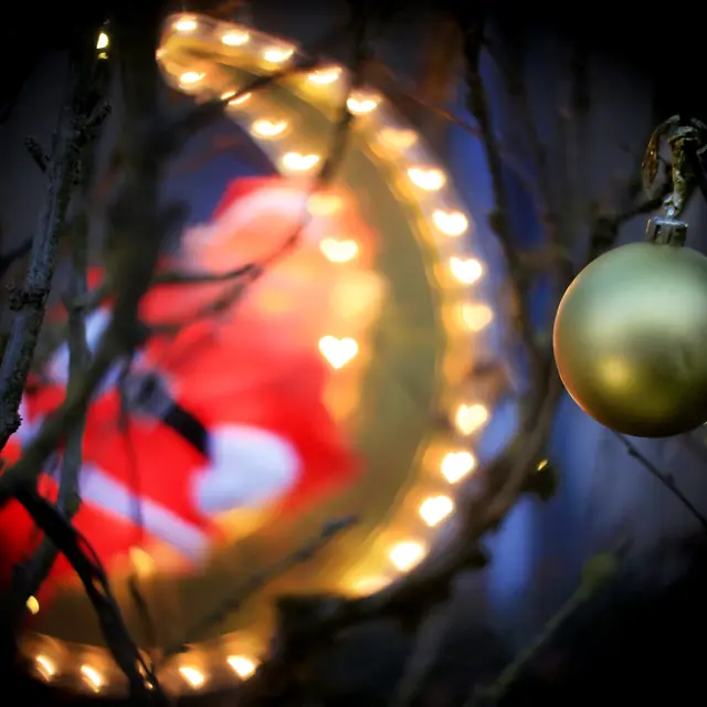 Illuminatiions de Noël à Lunegarde 2015 ©© Laurent Delfraissy 151225-172448