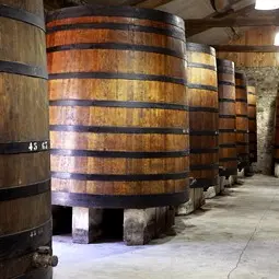 chai chateau Cayrou