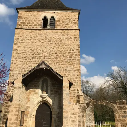 L'église Saint-Martial de Beyssac, aux Quatre-Routes-du-Lot