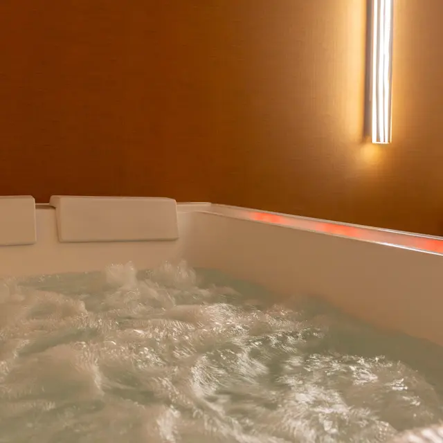 LOVE ROOM CAHORS-INTERNET-13