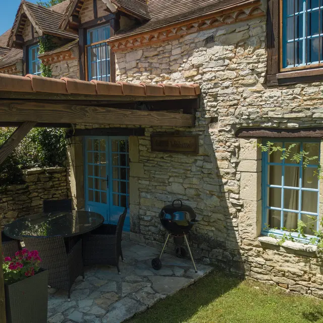 Entrée et terrasse