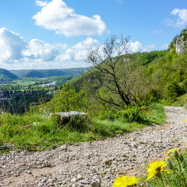 Lacaunhe - Point de vue sur la vallée © Lot Tourisme - C. Sanchez