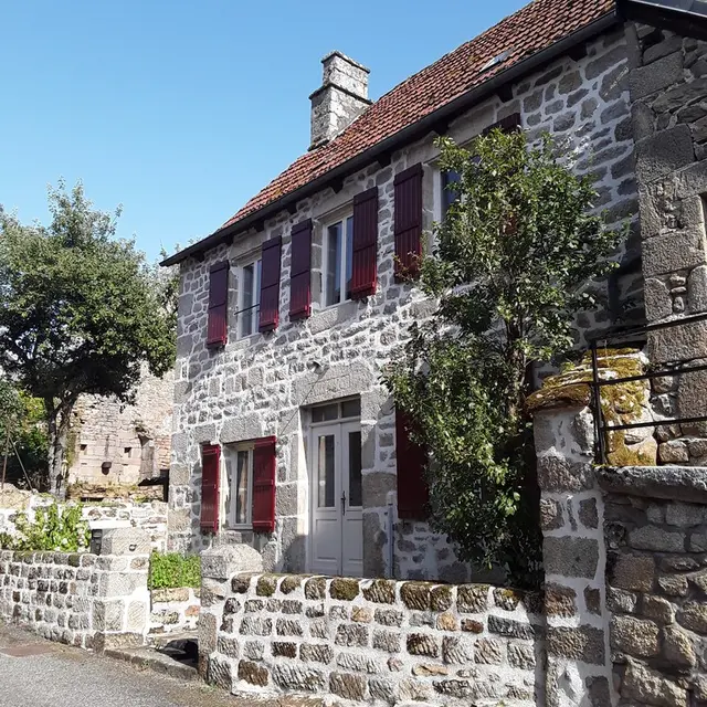 LocationMaisonDeVillage-VanOpstal_Hautefage