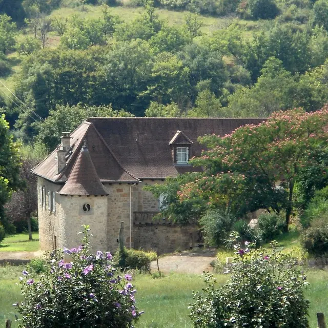 LocationVIGNAIS-Queyssac-les-Vignes_maison