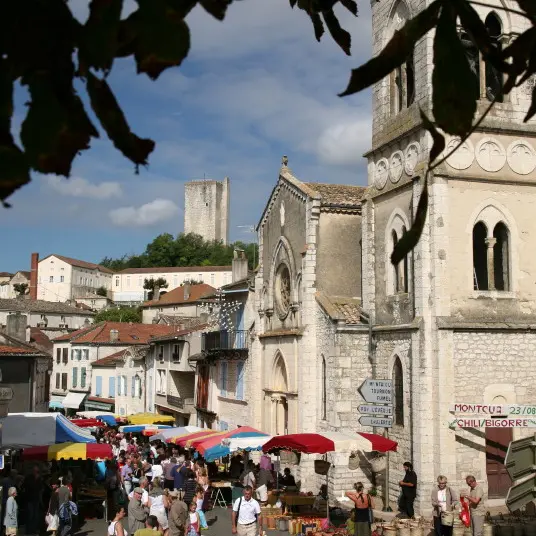 Marché à Montcuq