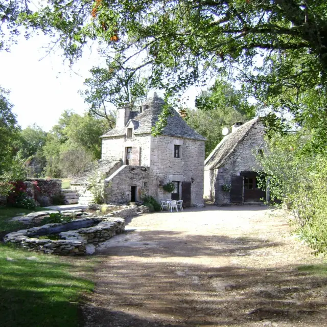 Espace extérieur - cazelle mas de Tourel