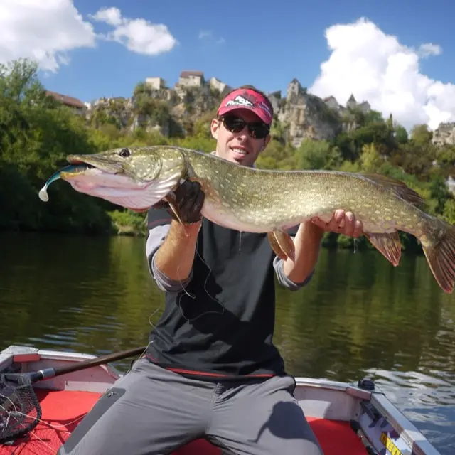 Sylvain Garza Guide Pêche - Cénevières