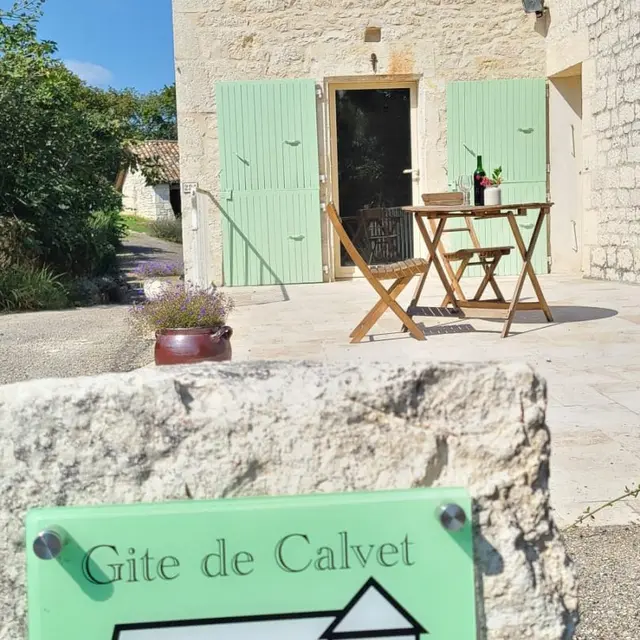 Petit gîte de Calvet façade
