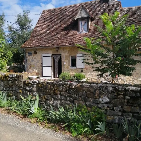 Petit-gouffre-maison_padirac