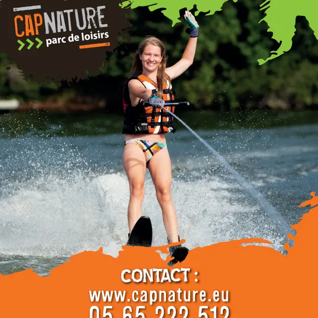 Photo HD Ski Nautique avec coordonnées 2022