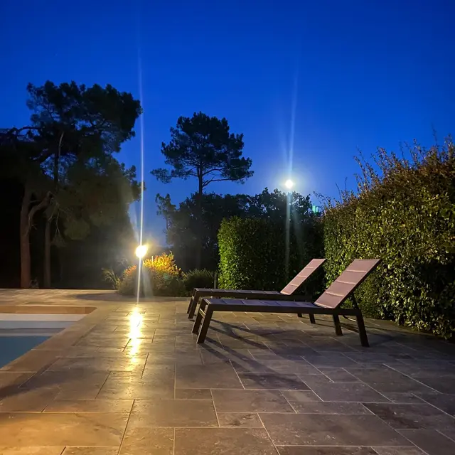 Piscine by Night