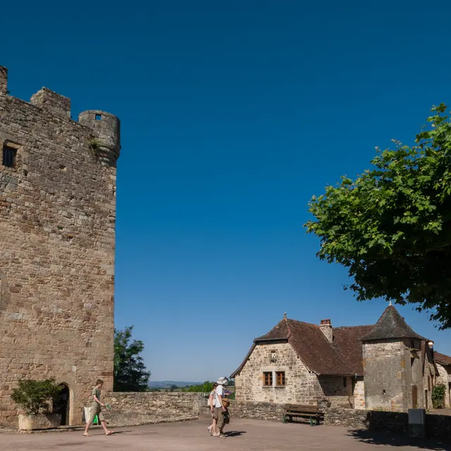 Place de Capdenac-le-Haut