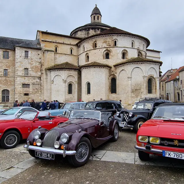 Rassemblement véhicules anciens (5)