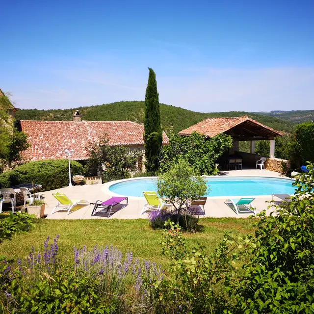 GITE SOULIE  PISCINE