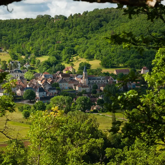 Saint-Germain-Du-Bel-Air au printemps