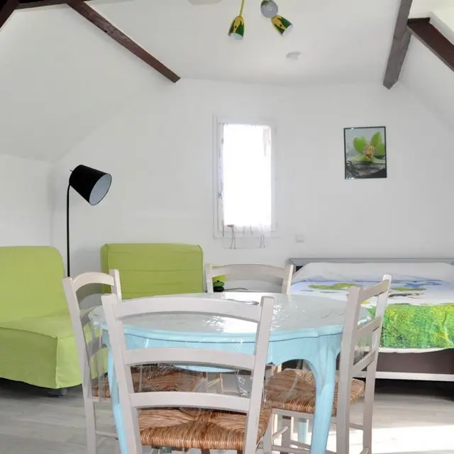 StudioVert-LouPeDeGril_Curemonte