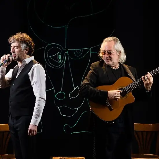 Une voix, six cordes