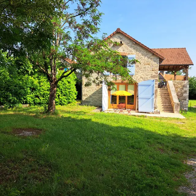 Vue du portail d'entrée