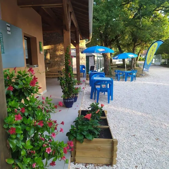 accueil-camping-4450bfec93cd4af8b9b24088b0e462c3
